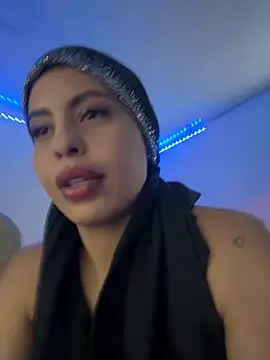 JannaNader12 online show from November 1, 2025, 11:42 pm