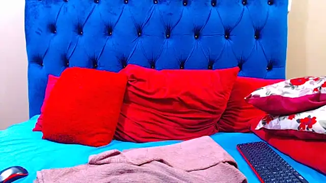 ebonycandy10 online show from March 12, 2026, 9:02 am