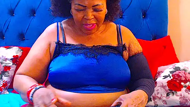 Snapshot of ebonycandy10 chatting on October 25, 2025, 10:58 am ebonycandy10 online show from October 25, 2025, 10:58 am