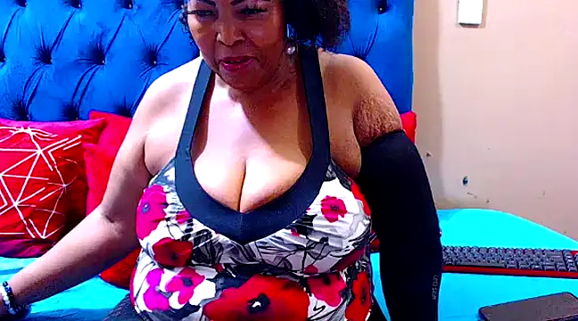 ebonycandy10 online show from March 18, 2025, 7:01 am