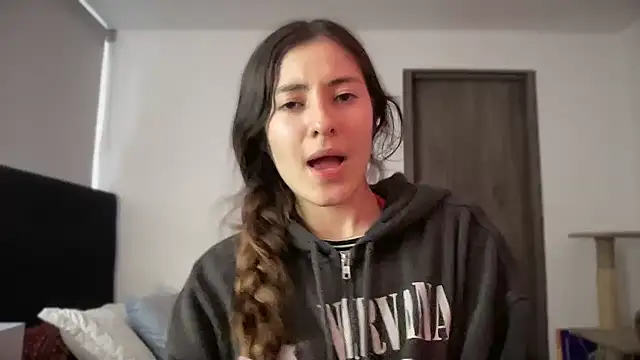 Snapshot of Princ3ssgabi chatting on October 16, 2025, 7:22 pm Princ3ssgabi online show from October 16, 2025, 7:22 pm