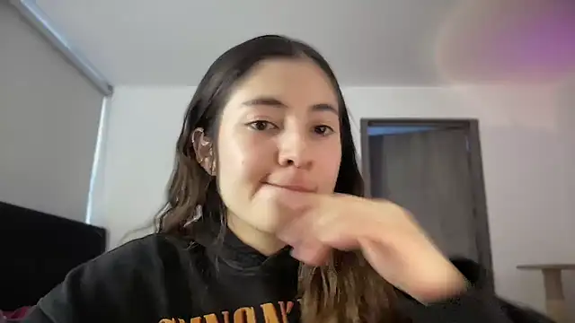 Snapshot of Princ3ssgabi chatting on October 21, 2025, 9:25 pm Princ3ssgabi online show from October 21, 2025, 9:25 pm