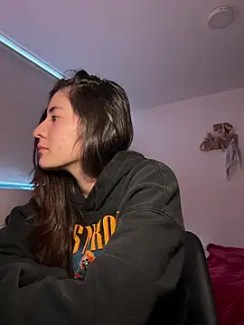 Princ3ssgabi online show from November 13, 2025, 7:40 pm