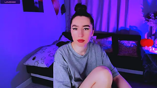 Snapshot of Lily_xBabe chatting on October 23, 2025, 8:46 am Lily xBabe online show from October 23, 2025, 8:46 am