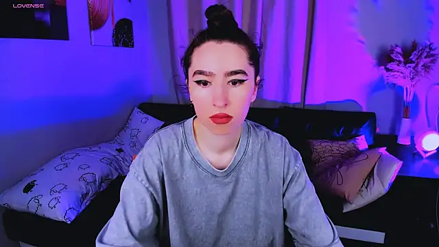 Snapshot of Lily_xBabe chatting on September 23, 2025, 8:43 am Lily xBabe online show from September 23, 2025, 8:43 am