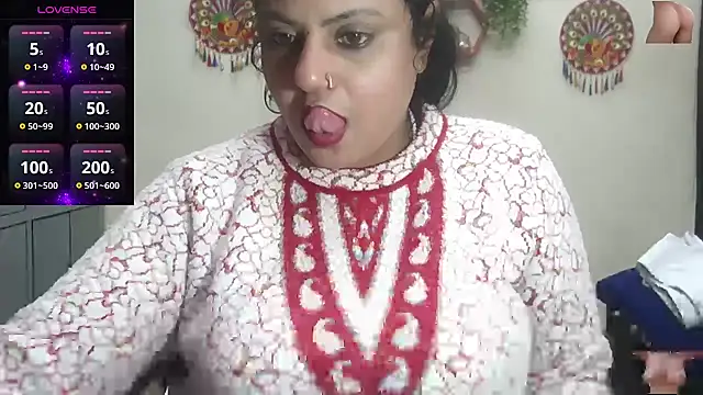 Snapshot of Sexy_komolika chatting on January 17, 2026, 3:48 pm Sexy komolika online show from January 17, 2026, 3:48 pm