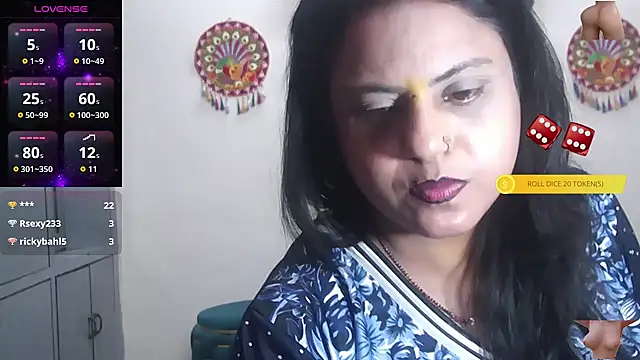 Snapshot of Sexy_komolika chatting on October 26, 2025, 5:13 pm Sexy komolika online show from October 26, 2025, 5:13 pm