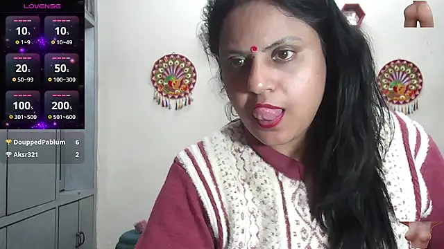 Snapshot of Sexy_komolika chatting on February 12, 2026, 4:18 pm Sexy komolika online show from February 12, 2026, 4:18 pm