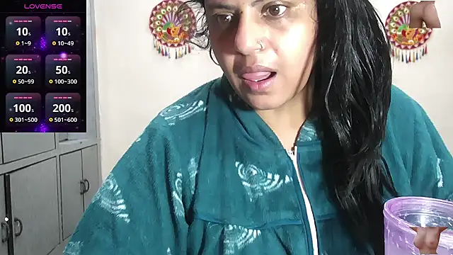 Snapshot of Sexy_komolika chatting on February 3, 2026, 3:04 am Sexy komolika online show from February 3, 2026, 3:04 am