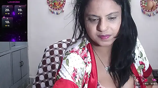 Snapshot of Sexy_komolika chatting on September 21, 2025, 11:04 am Sexy komolika online show from September 21, 2025, 11:04 am