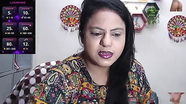 Snapshot of Sexy_komolika chatting on September 30, 2025, 1:00 am Sexy komolika online show from September 30, 2025, 1:00 am