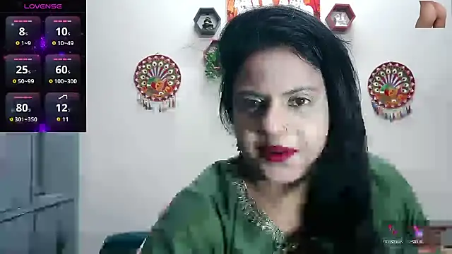 Snapshot of Sexy_komolika chatting on October 19, 2025, 5:37 pm Sexy komolika online show from October 19, 2025, 5:37 pm