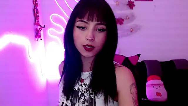 Kind Scarlett online show from January 6, 2025, 11:30 pm