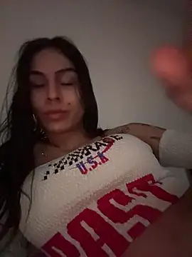Snapshot of juannaa_lovee chatting on April 11, 2026, 10:02 pm juannaa lovee online show from April 11, 2026, 10:02 pm