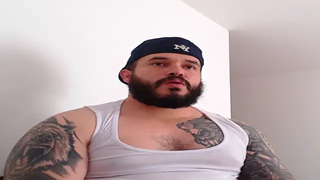 alexandergranda71 online show from January 22, 2025, 8:49 pm