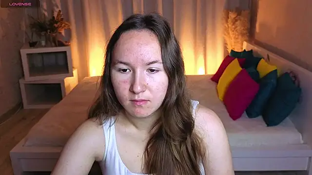 Little doll meow online show from September 18, 2025, 3:09 am