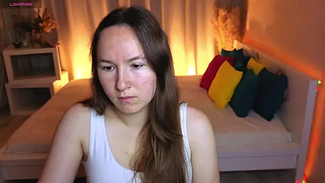 Little doll meow online show from September 24, 2025, 2:51 am