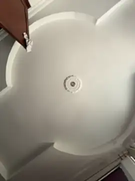 Snapshot of emiss_ chatting on October 30, 2025, 2:04 pm emiss  online show from October 30, 2025, 2:04 pm