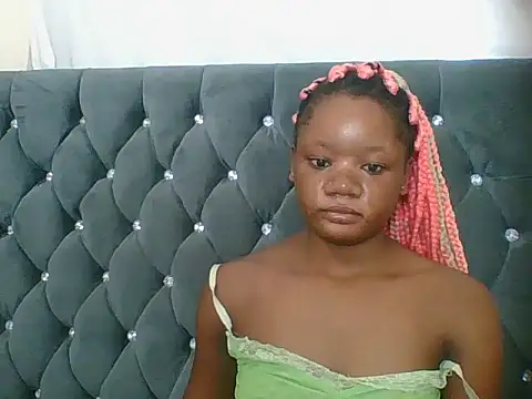 HotJeylee online show from March 3, 2026, 1:51 pm