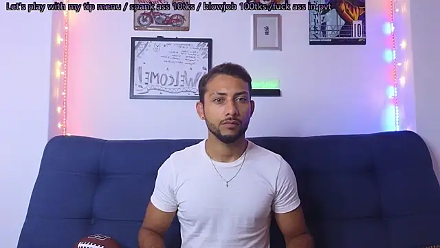 catalina y tylerjhons online show from February 6, 2025, 9:22 am