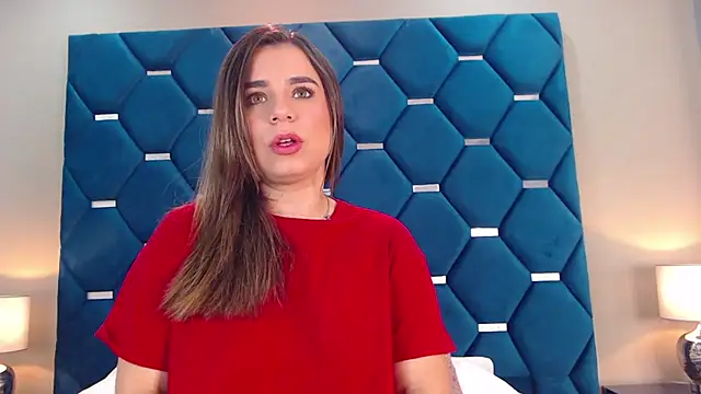 ThaniaJones online show from September 26, 2025, 12:01 pm