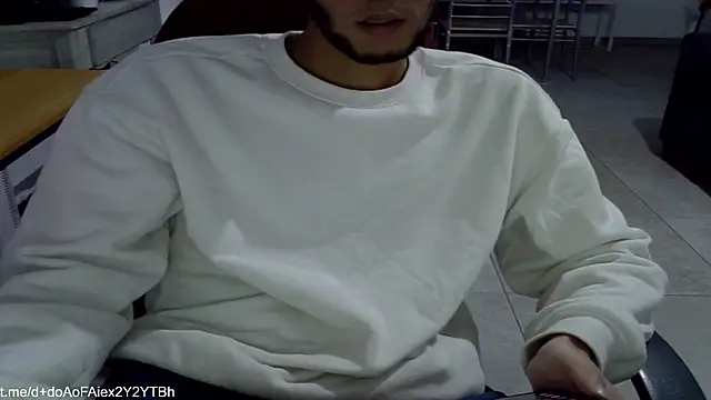 Snapshot of ClueSexxx chatting on March 11, 2025, 12:22 am ClueSexxx online show from March 11, 2025, 12:22 am
