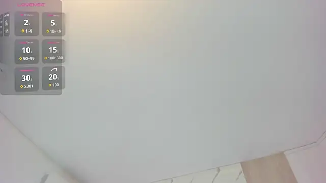 EmiliWilliams online show from February 4, 2026, 11:00 pm