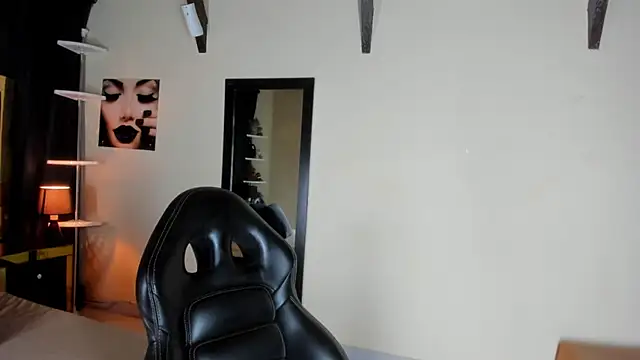 EmiliWilliams online show from November 21, 2025, 11:48 pm