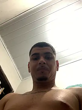 MalvadoFavorito28 online show from July 6, 2026, 12:28 am