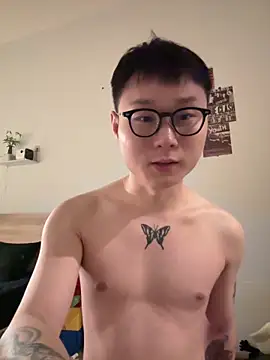 Eric246 online show from February 6, 2026, 9:22 pm