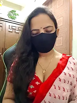 Payel-Sen online show from December 4, 2025, 7:24 pm