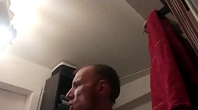 Snapshot of BongChannel chatting on January 25, 2025, 3:09 pm BongChannel online show from January 25, 2025, 3:09 pm