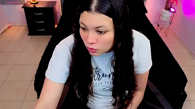 Snapshot of Lana_stone_ chatting on October 23, 2025, 3:16 am Lana stone  online show from October 23, 2025, 3:16 am