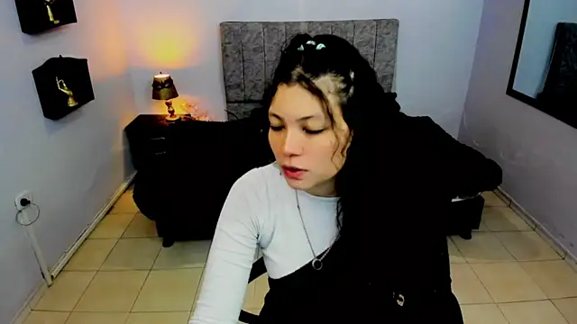 Snapshot of Lana_stone_ chatting on October 13, 2025, 4:14 am Lana stone  online show from October 13, 2025, 4:14 am