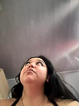 Snapshot of Kym_Owens chatting on October 3, 2025, 1:34 pm Kym Owens online show from October 3, 2025, 1:34 pm