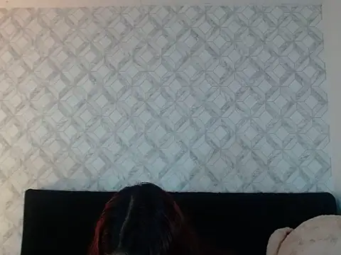 Emma-Wilson online show from November 13, 2025, 3:43 am