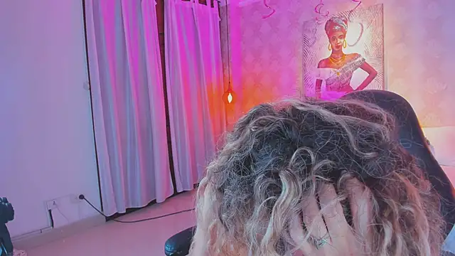 Shantall   online show from February 10, 2026, 11:20 am