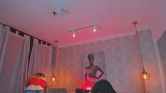 Shantall   online show from December 17, 2025, 11:15 am