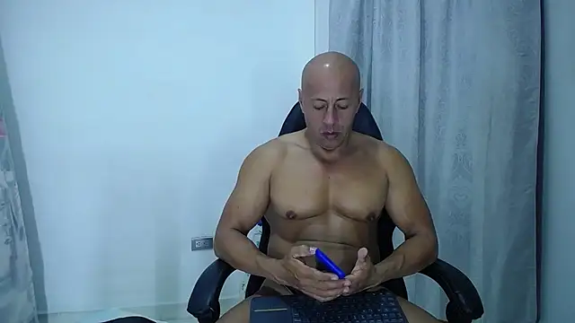 Snapshot of Jordan_Gomez_ chatting on February 11, 2025, 2:25 am Jordan Gomez online show from February 11, 2025, 2:25 am