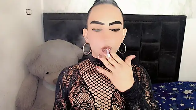 Michell Queen online show from December 3, 2025, 3:18 am