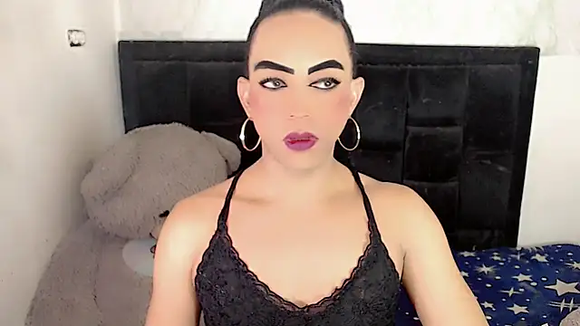 Snapshot of Michell_Queen chatting on October 10, 2025, 6:14 am Michell Queen online show from October 10, 2025, 6:14 am