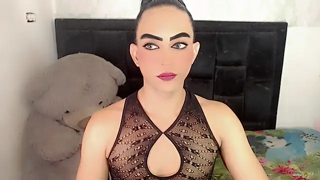 Snapshot of Michell_Queen chatting on October 17, 2025, 4:49 am Michell Queen online show from October 17, 2025, 4:49 am