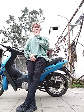 Snapshot of bebesuculento chatting on July 27, 2026, 3:08 pm bebesuculento online show from July 27, 2026, 3:08 pm