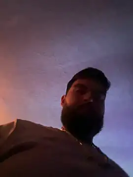 bigdickgio6923 online show from February 22, 2026, 1:30 am