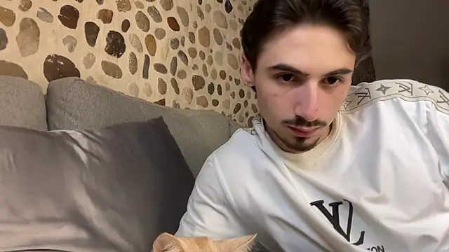 Snapshot of David_Brown18 chatting on January 6, 2026, 8:46 pm David Brown18 online show from January 6, 2026, 8:46 pm