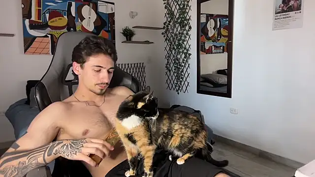 Snapshot of David_Brown18 chatting on January 13, 2026, 8:02 pm David Brown18 online show from January 13, 2026, 8:02 pm