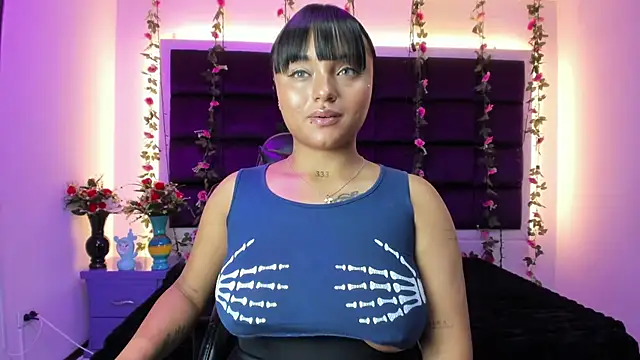 sweelanna   online show from July 10, 2026, 1:16 am