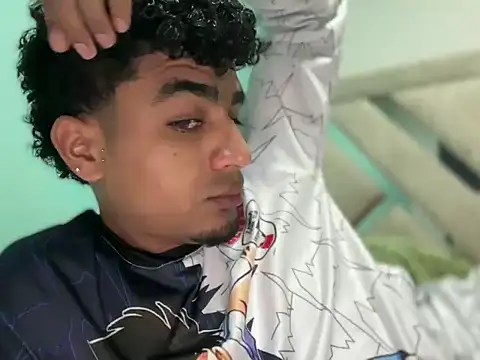 Snapshot of dominic_brandd23 chatting on September 15, 2025, 11:38 pm dominic brandd23 online show from September 15, 2025, 11:38 pm