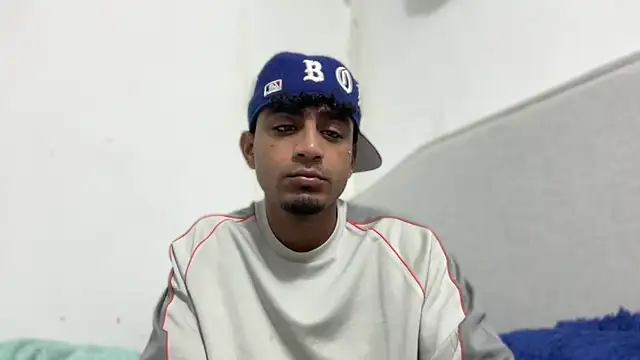 Snapshot of dominic_brandd23 chatting on September 12, 2025, 10:20 pm dominic brandd23 online show from September 12, 2025, 10:20 pm