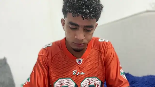 Snapshot of dominic_brandd23 chatting on September 13, 2025, 10:32 pm dominic brandd23 online show from September 13, 2025, 10:32 pm